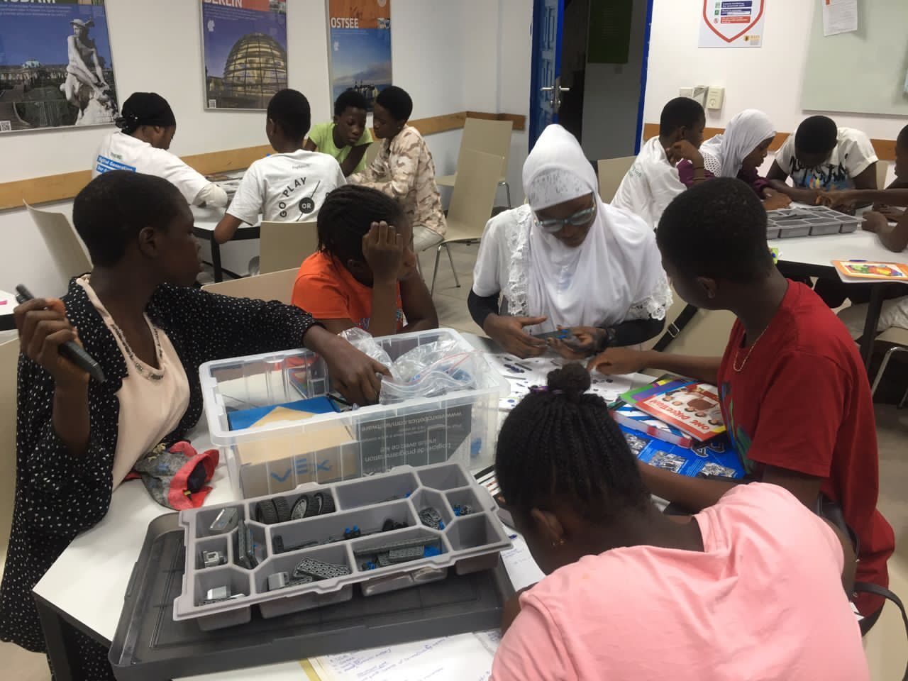 Achievers Ghana students and mentors gathered together
